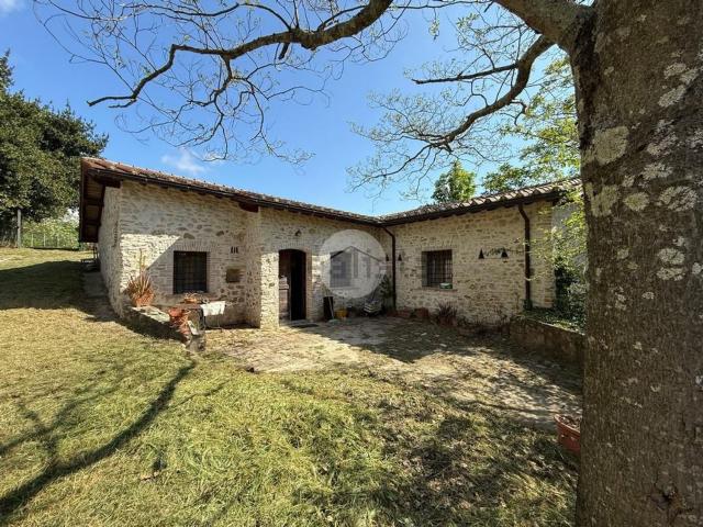 Casa in vendita a San Giorgio, Tarano