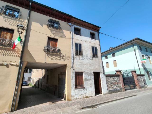 Casa in vendita a Isola Vicentina, Veneto