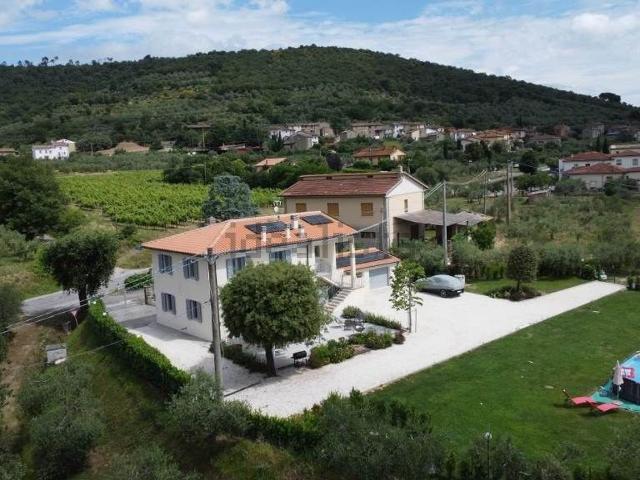 Casa in vendita a Cerini, Cortona