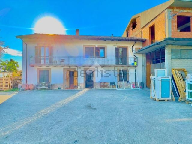 Casa in vendita a Piemonte, Alessandria