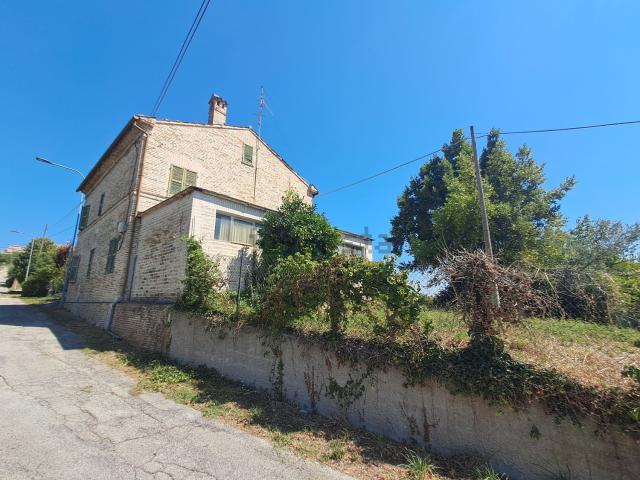 Casa in vendita a Marche, Fermo