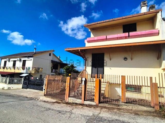 Casa in vendita a Chieti, Abruzzo
