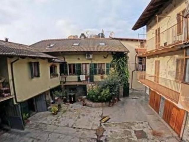 Casa in vendita a Canelli, Asti
