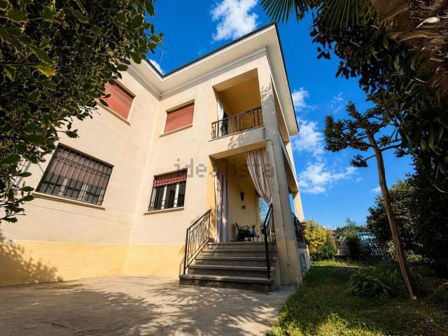 Casa in vendita a Piemonte, Vercelli