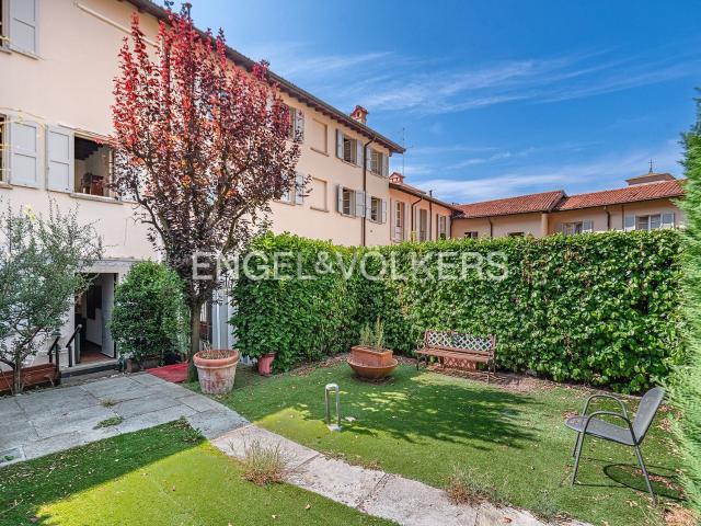 Casa in vendita a San Giuliano, Como