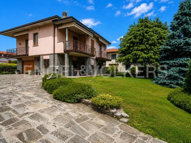Casa in vendita a Travaino, Caronno Varesino