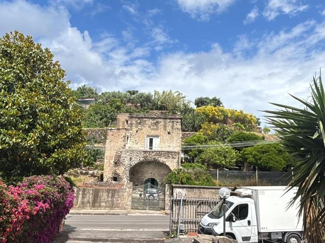 Casa in vendita a Campagnano, Ischia