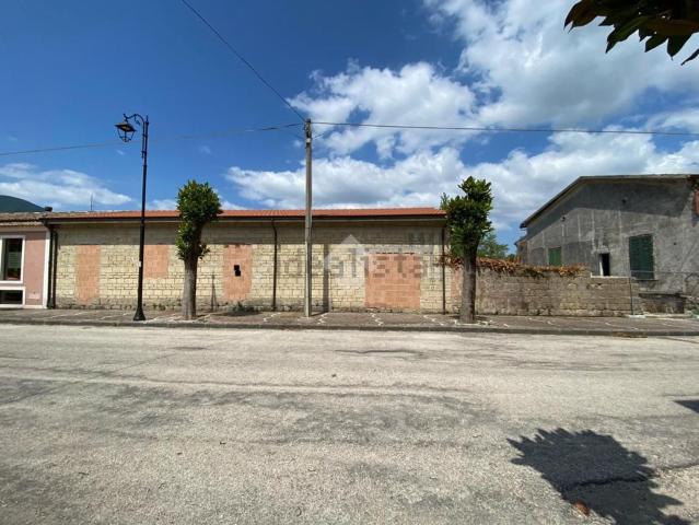 Casa in vendita a Cervinara, Campania