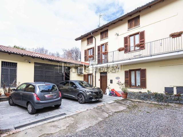 Casa in vendita a Inverigo, Lombardia
