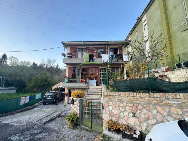 Casa in vendita a Campo Parignano, Marche