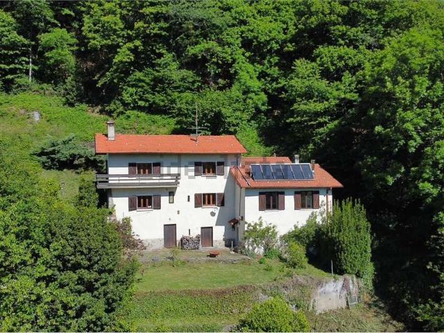 Casa in vendita a Comunità Montana Valli del Verbano, Agra