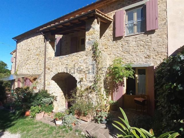 Casa in vendita a Scansano, Toscana