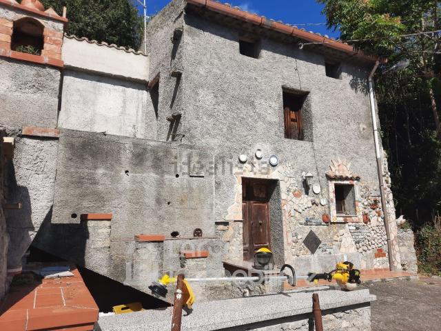 Casa in vendita a Calabria, Cosenza