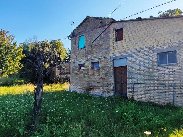 Casa in vendita a Marche, Fermo