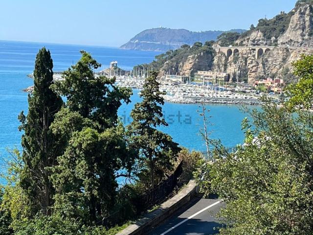 Casa in vendita a Alassio, Liguria