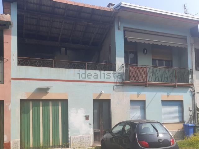 Casa in vendita a Piazza, Desio