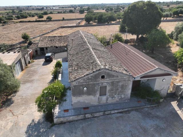 Casa in vendita a Marina Di Modica, Sicilia