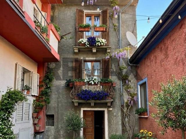 Casa in vendita a Tonara, Sardigna/Sardegna