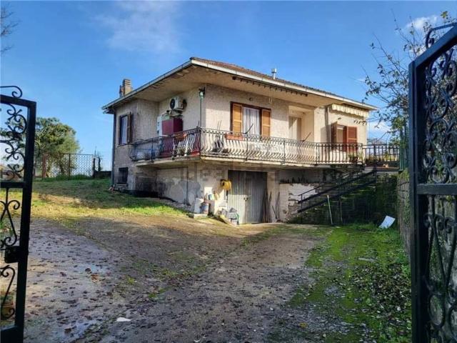 Casa in vendita a Pontecorvo, Lazio