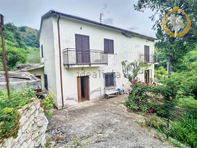Casa in vendita a Muro Lucano, Basilicata