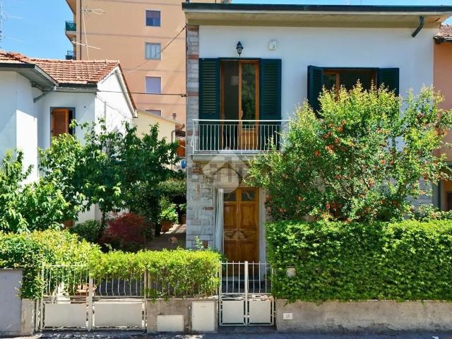 Casa in vendita a San Lorenzo, Campi Bisenzio