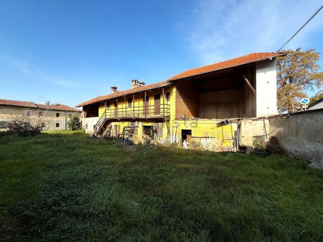 Casa in vendita a Piemonte, Novara