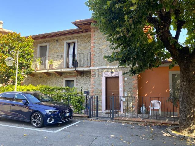Casa in vendita a Piegaro, Umbria