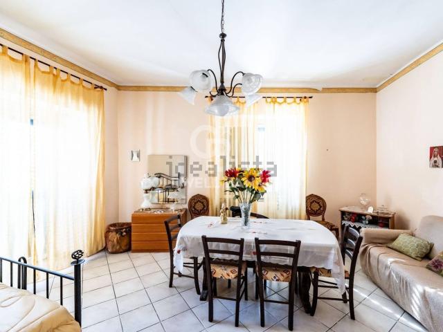 Casa in vendita a Aci Catena, Sicilia