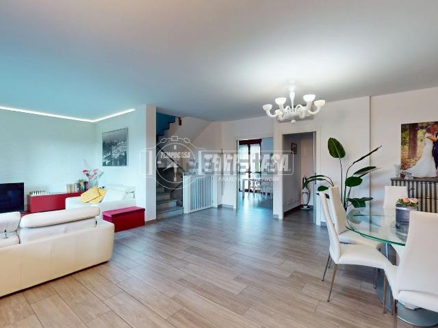 Casa in vendita a Piemonte, Torino