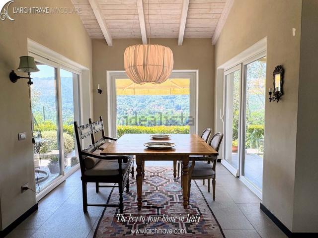 Casa in vendita a Riccò Del Golfo, Liguria