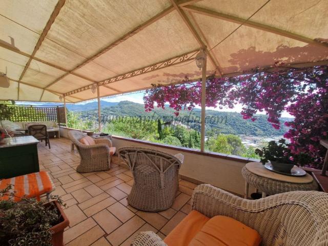 Casa in vendita a San Giacomo, Camporosso