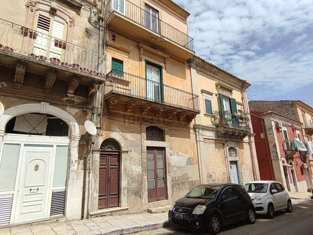 Casa in vendita a Cappuccini, Ragusa