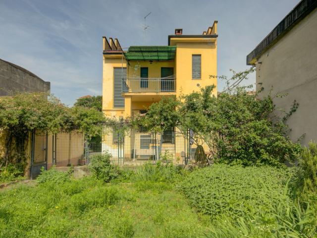 Casa in vendita a Circoscrizione 8, Piemonte