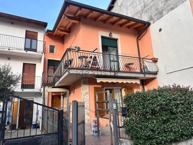 Casa in vendita a Gurone, Malnate