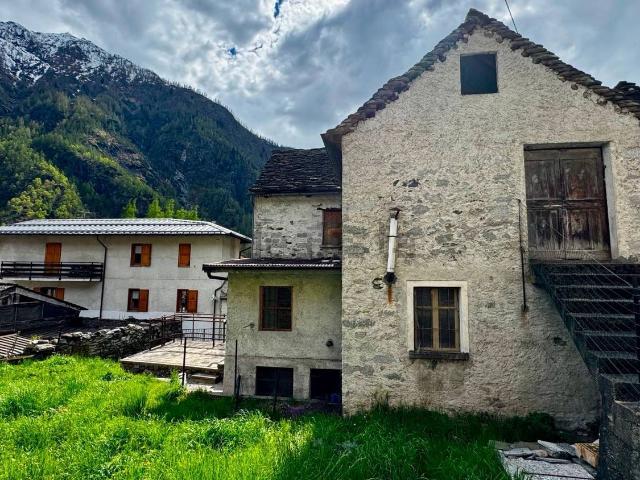 Casa in vendita a Bannio Anzino, Piemonte