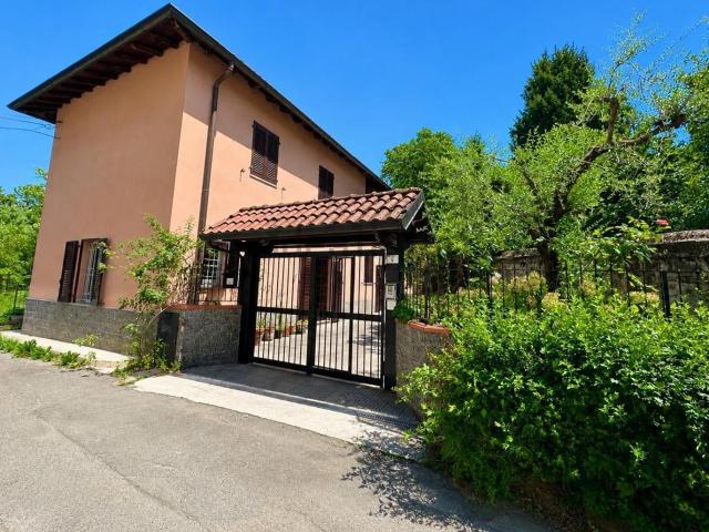 Casa in vendita a Beverate, Brivio