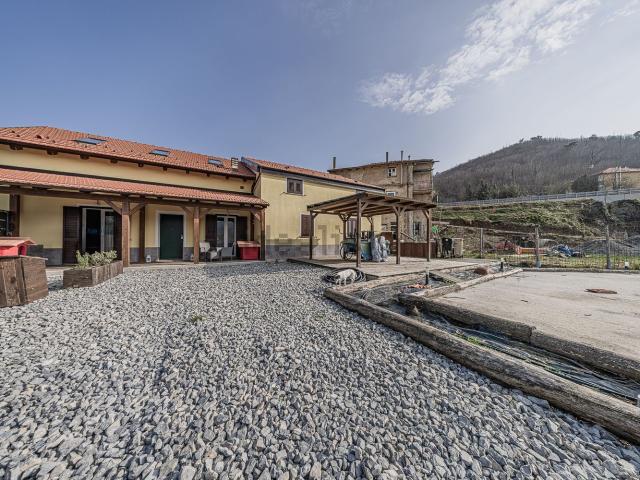 Casa in vendita a Carcare, Liguria