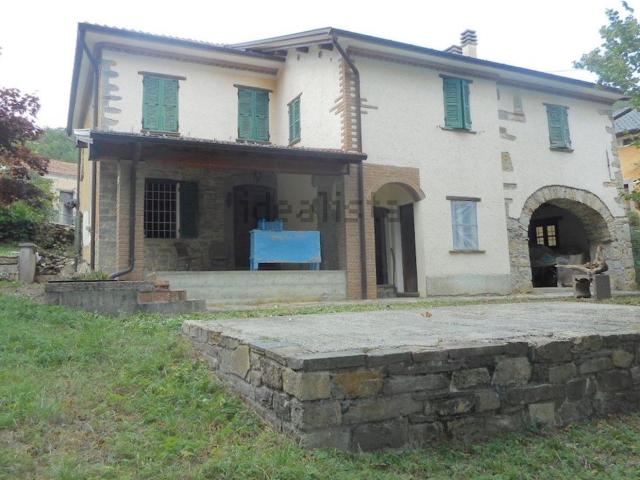 Casa in vendita a Bedonia, Reggio Emilia