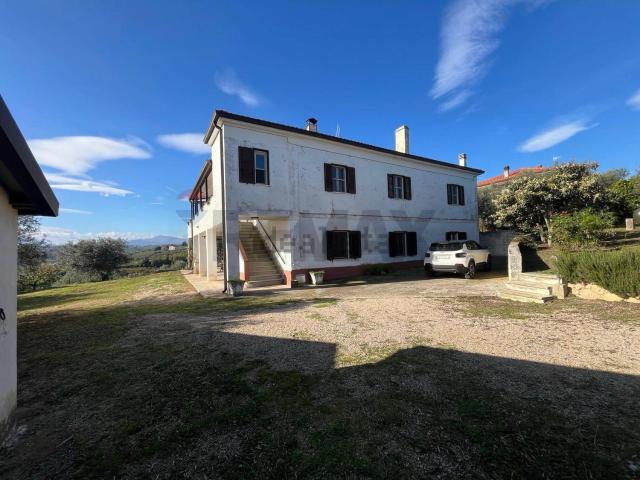 Casa in vendita a Pianella, Abruzzo