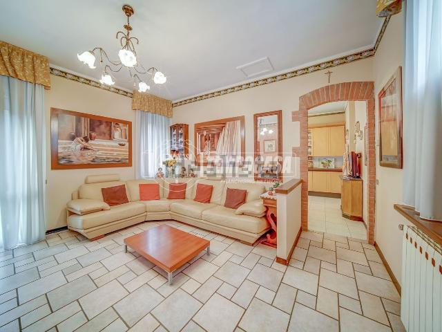 Casa in vendita a Sesona, Vergiate