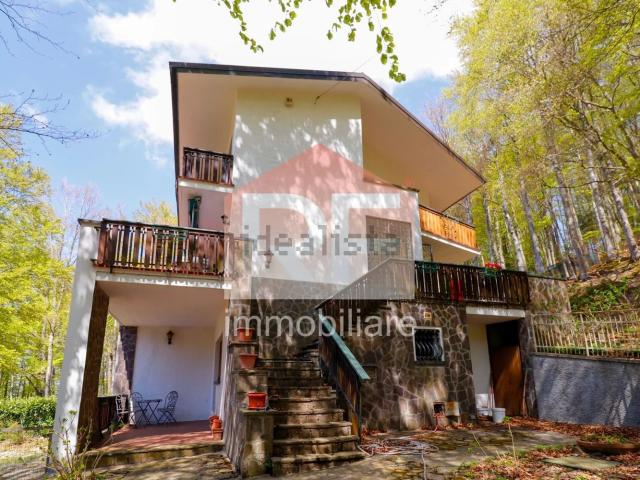 Casa in vendita a Unione dell'Appennino Bolognese, San Benedetto Val Di Sambro