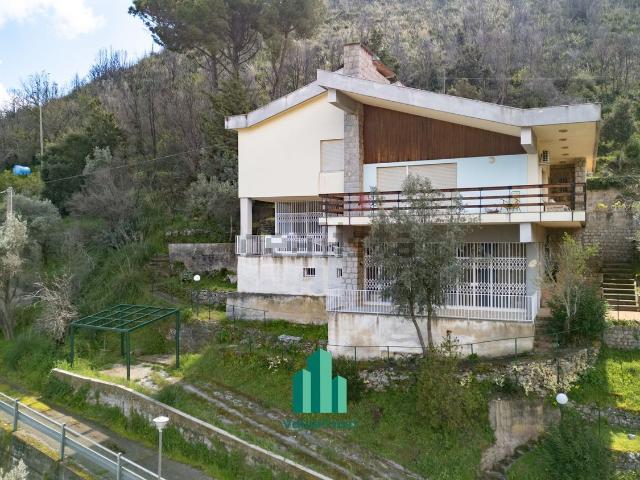 Casa in vendita a Villaggio Montano, Monreale