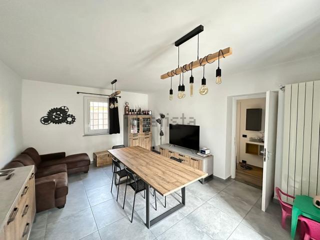 Casa in vendita a Piemonte, Vercelli