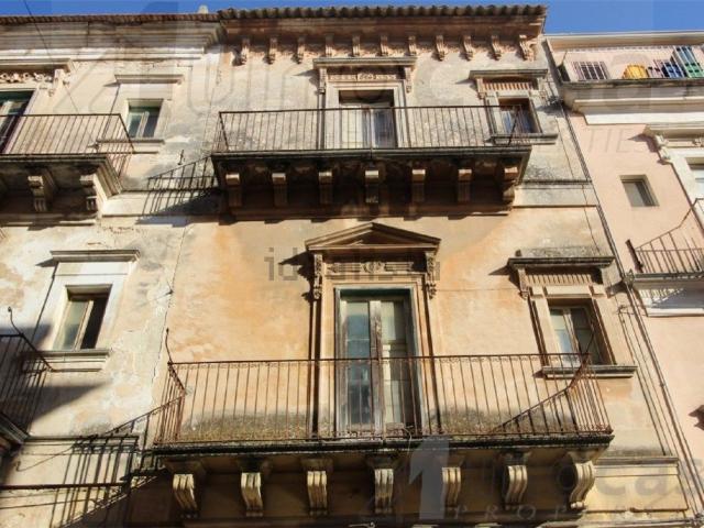 Casa in vendita a Cappuccini, Ragusa
