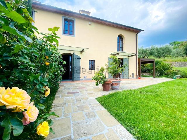 Casa in vendita a Pontenuovo, Pistoia