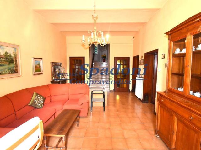 Casa in vendita a Le Case, Montevettolini