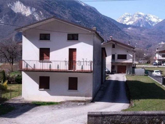 Casa in vendita a Longarone, Veneto