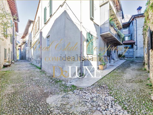 Casa in vendita a Maggiana, Mandello del Lario