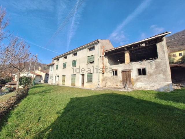 Casa in vendita a Sarmede, Veneto