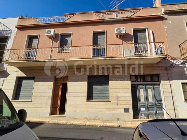 Casa in vendita a Avola, Siracusa